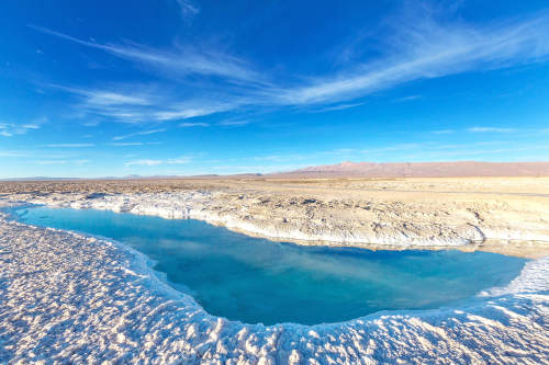 从“低价扩储”到“溢价加仓”，盐湖股份领衔锂行业并购升温